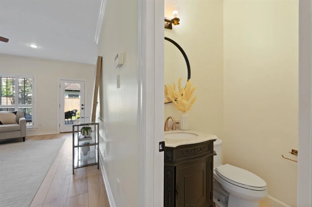 Photo of 1206 Howard Lane