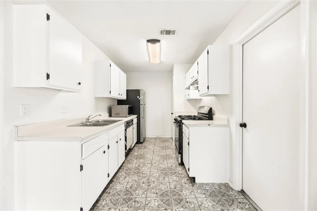 Photo of 8622 Ashlawn Drive