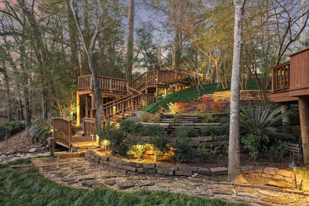 Photo of 102 Electra Drive