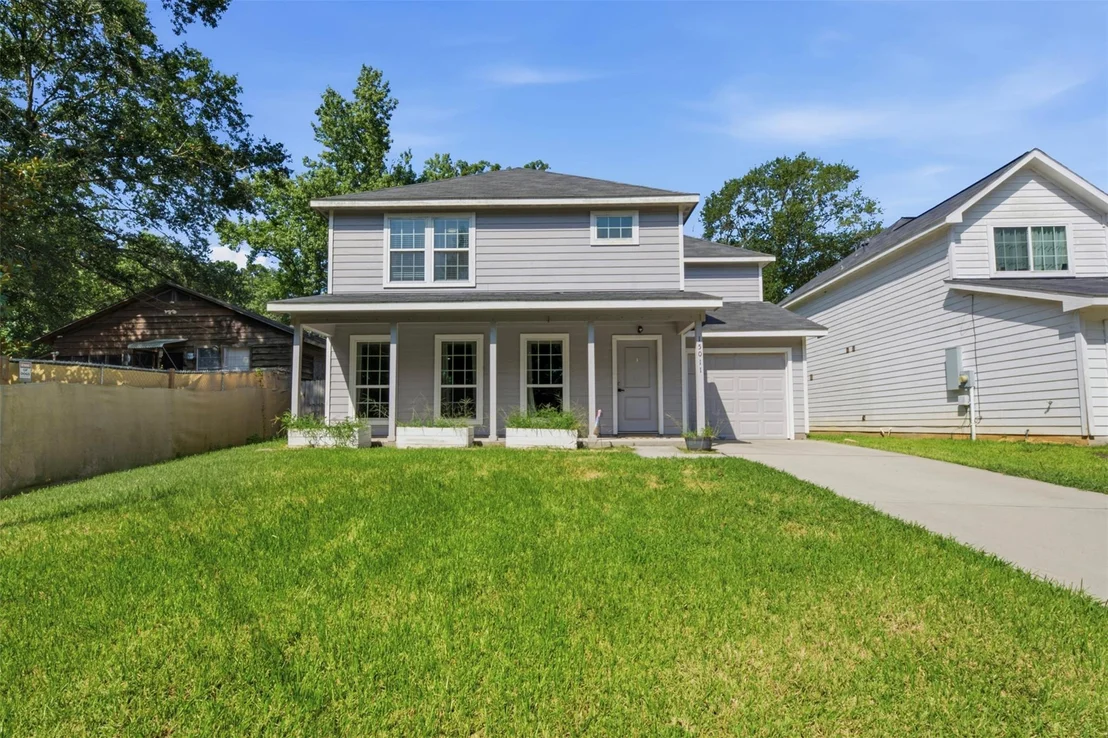 Photo of 15011 Crockett Road