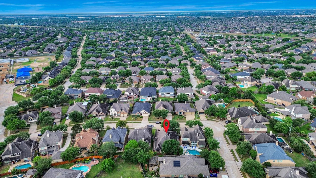 Photo of 28010 Hollyfare Drive
