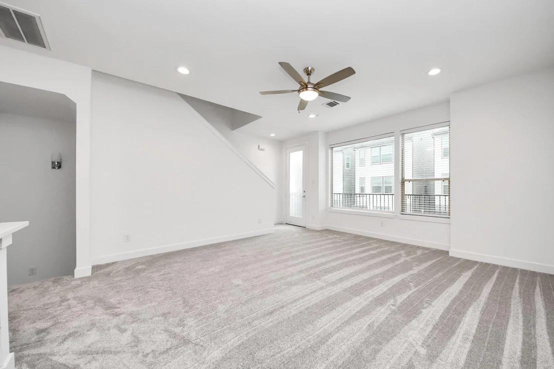 Photo of 18527 Centro Row