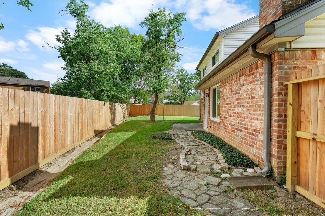 Photo of 7018 Sandy Knolls Drive