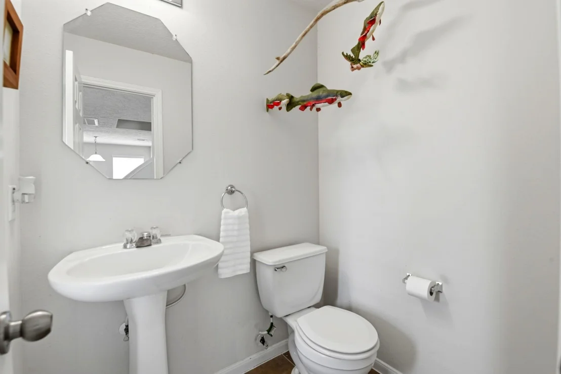 Photo of 12563 Chiswick Road