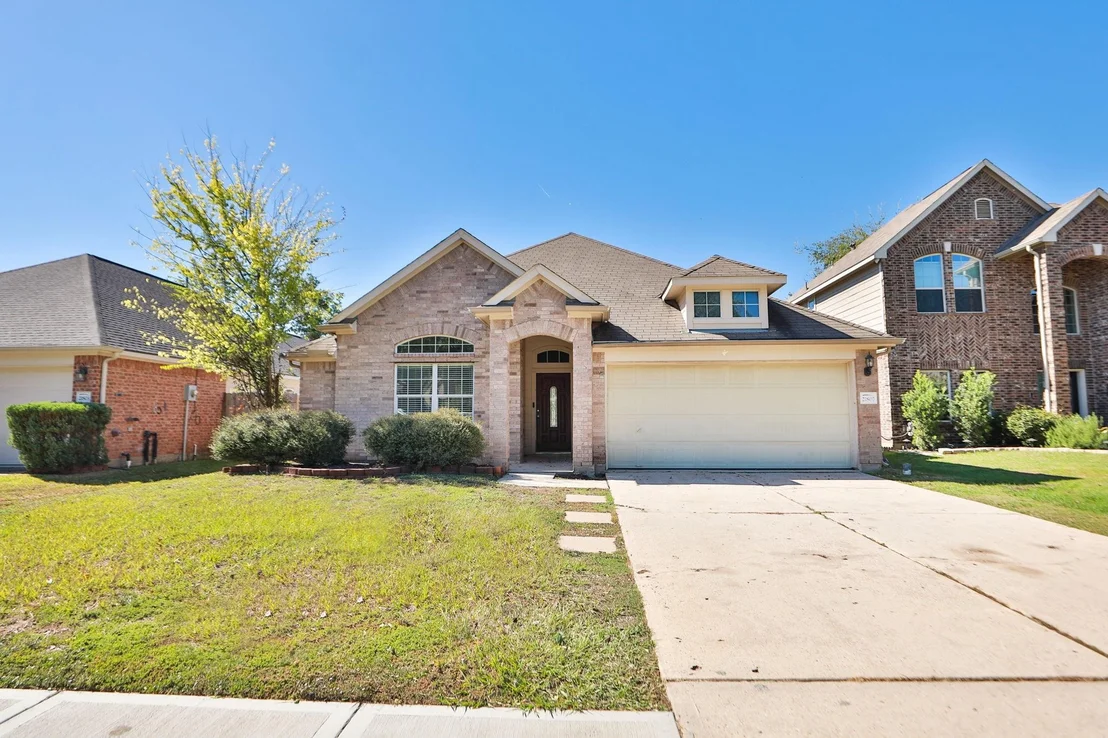 Photo of 21807 Saragosa Pond Lane