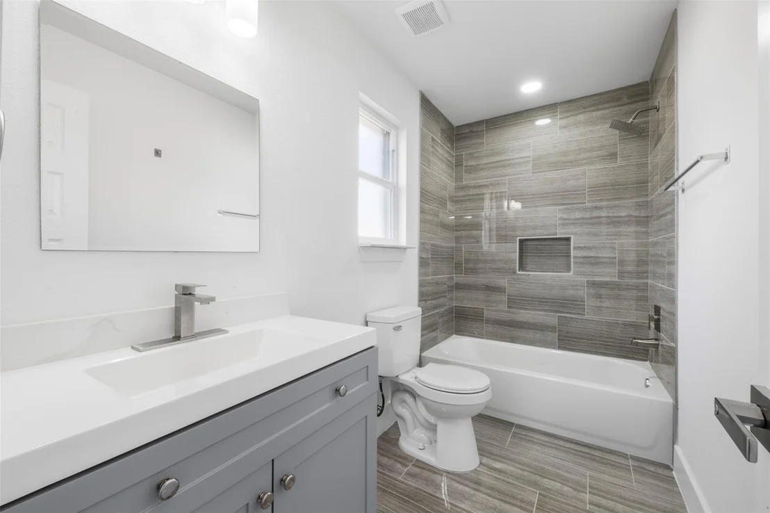 Photo of 6403 Acorn Forest Drive