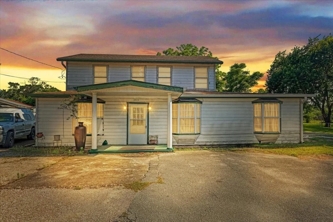 Photo of 3929 Almeda Genoa Road