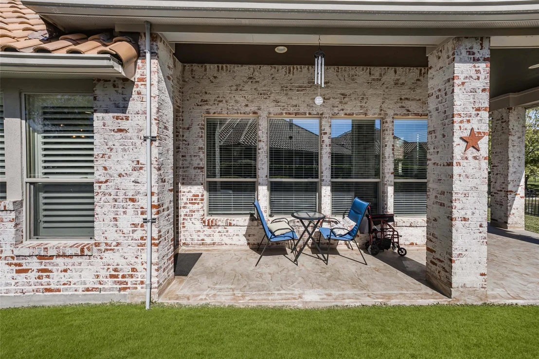Photo of 115 Lake Sterling Gate Drive