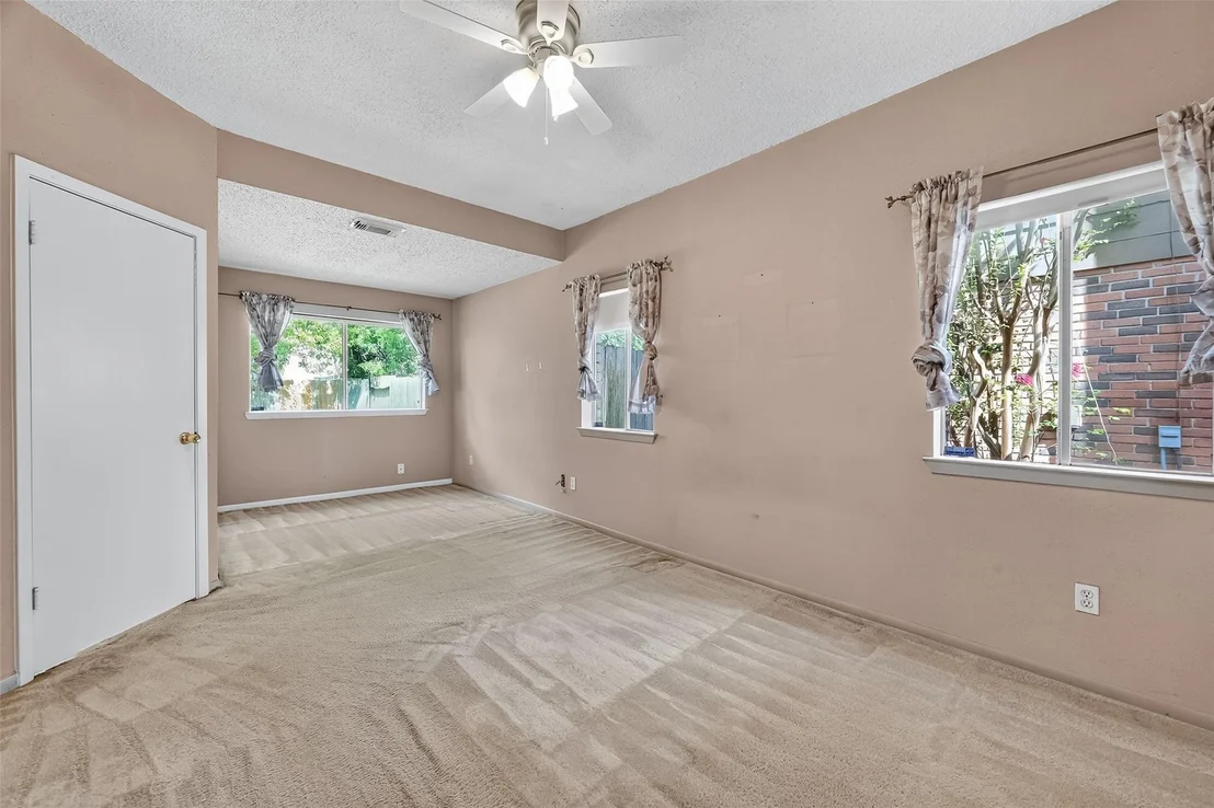 Photo of 9635 Dapple Lane