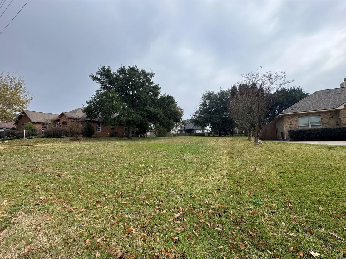 Photo of 6987 Pleasure Lake Drive