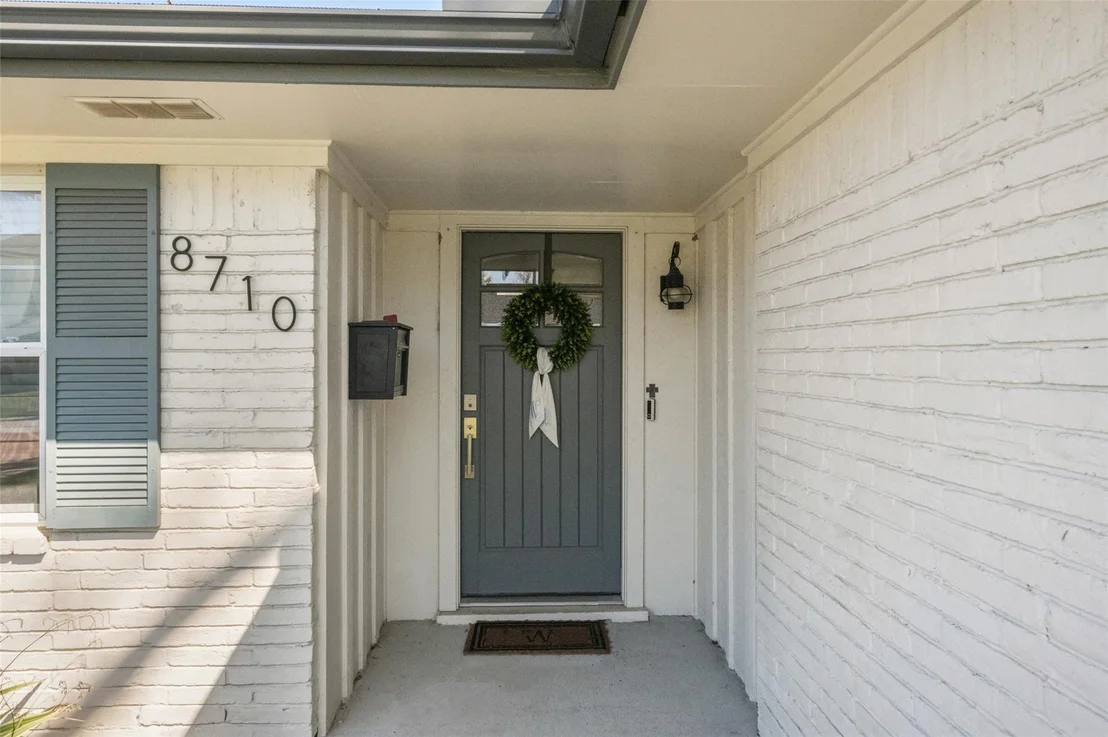 Photo of 8710 Burkhart Road