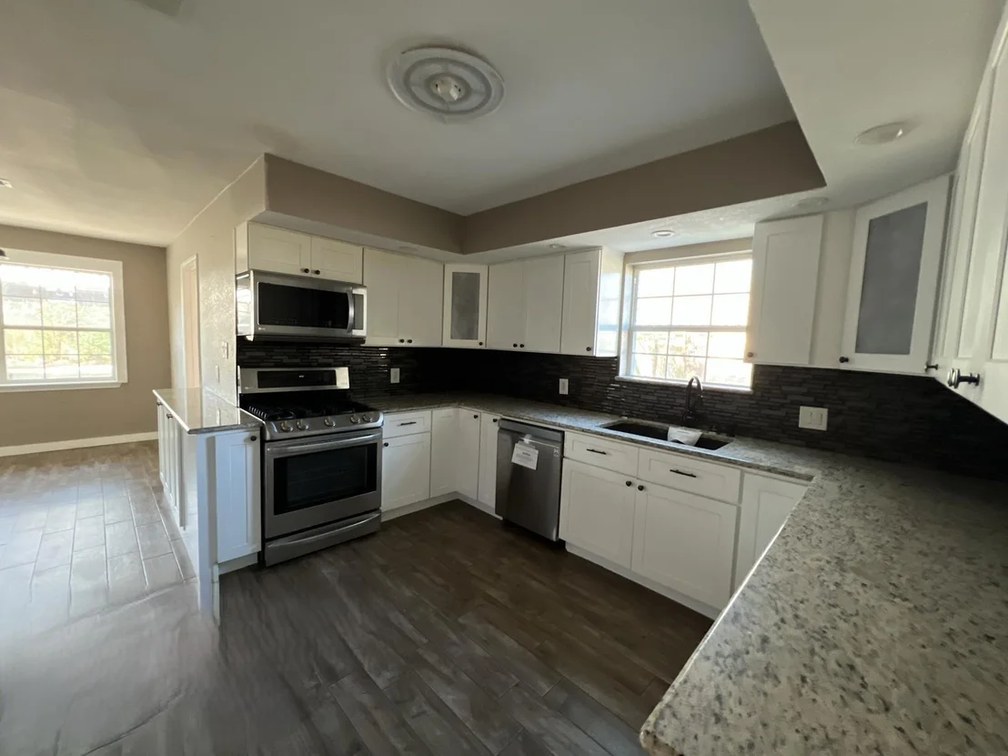 Photo of 676 Ravensworth Drive