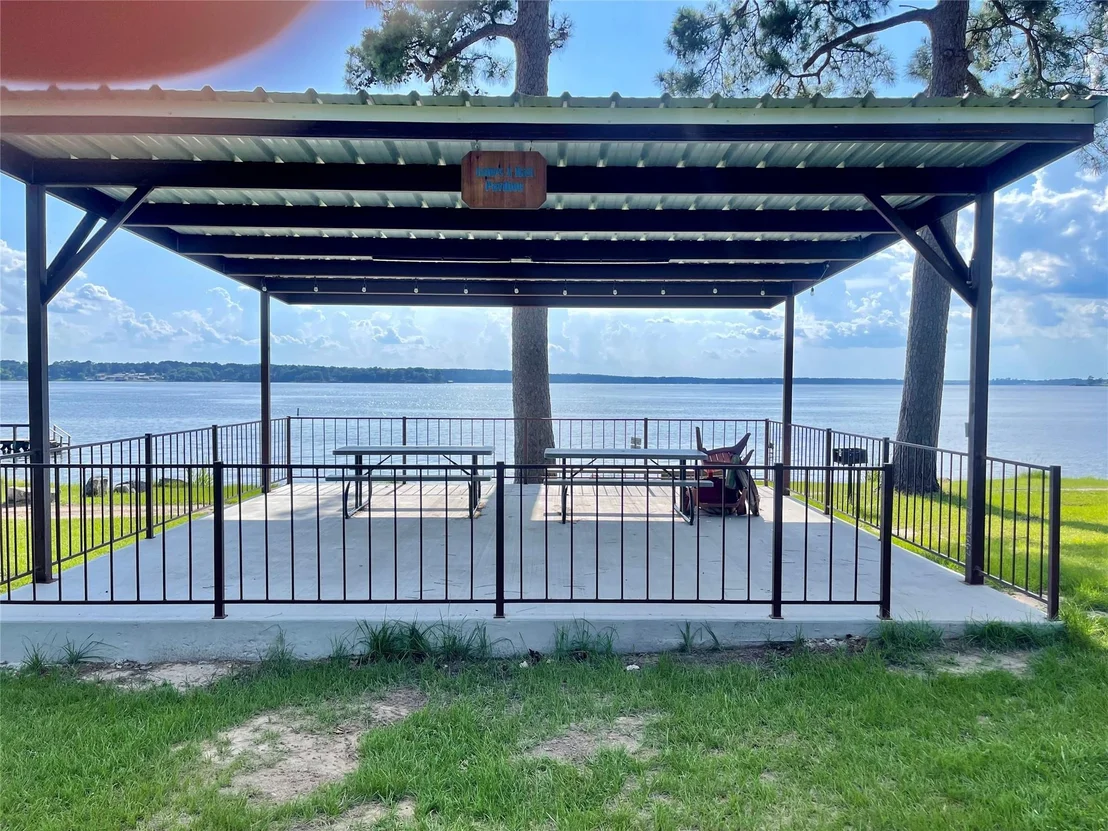 Photo of 520 Lake Shore Drive