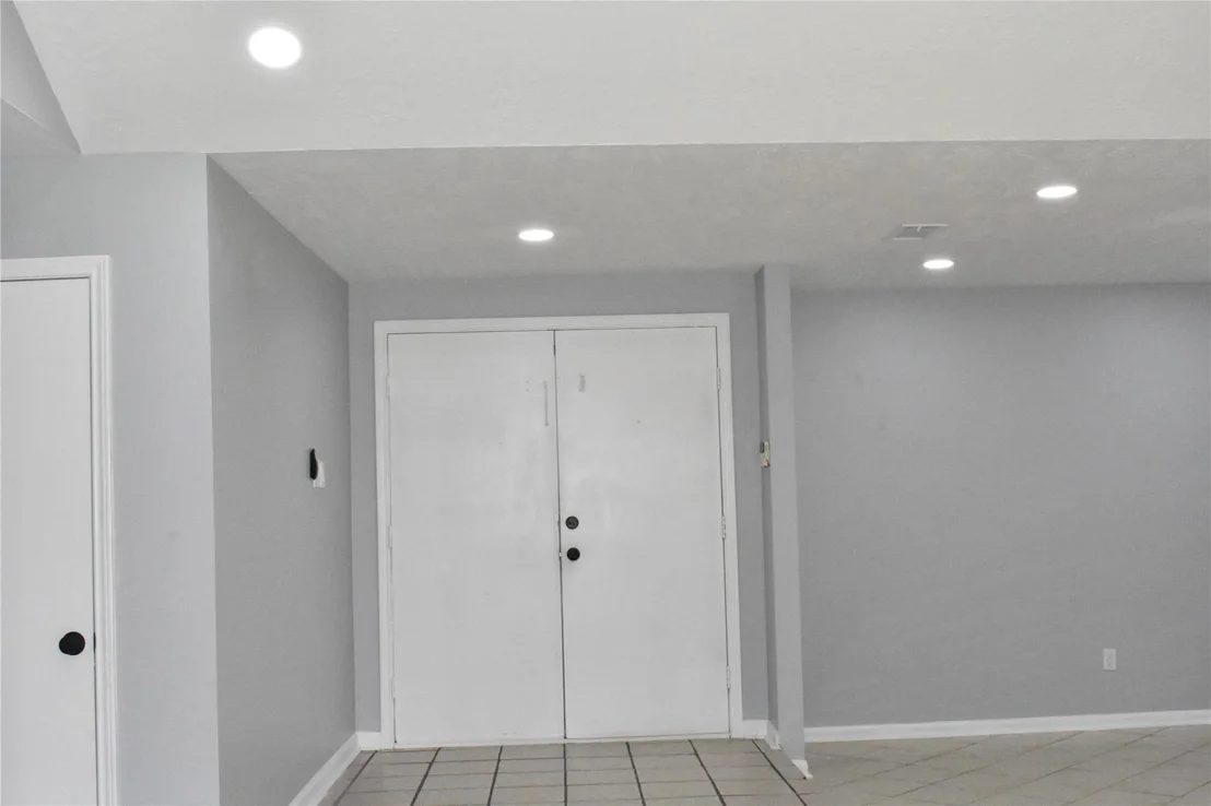 Photo of 1347 Somercotes Lane
