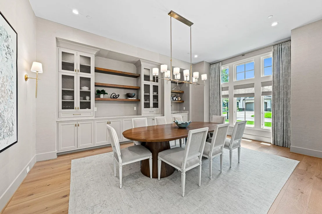 Photo of 8722 Lupton Lane