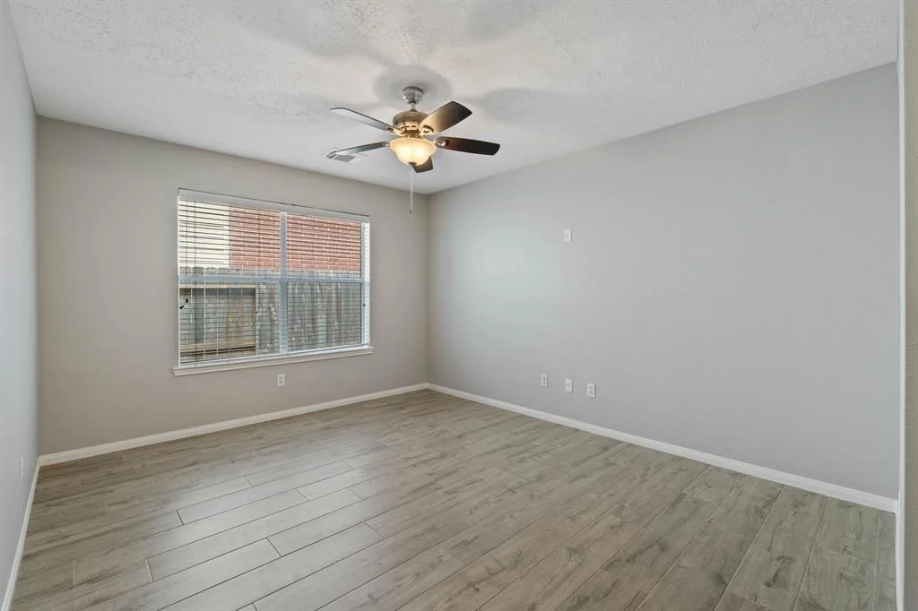 Photo of 42 Windswept Oaks Place