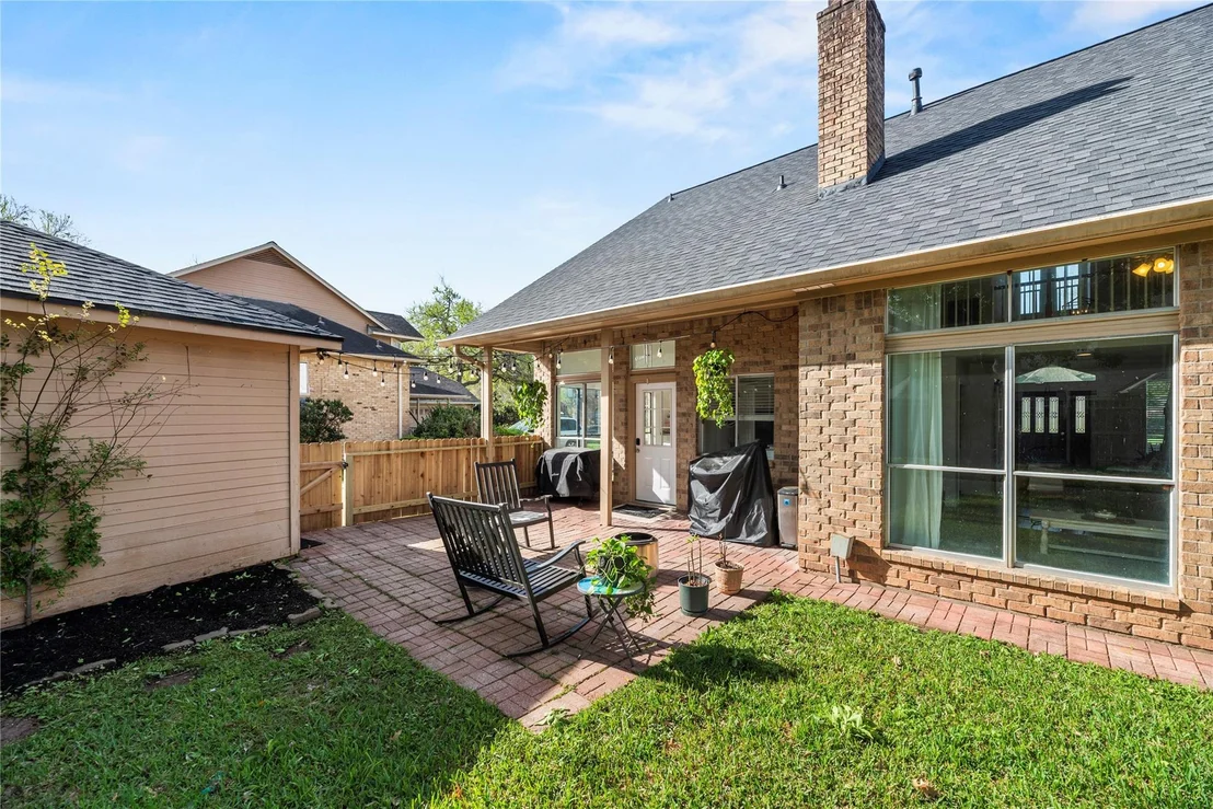 Photo of 1802 Quarterpath Drive