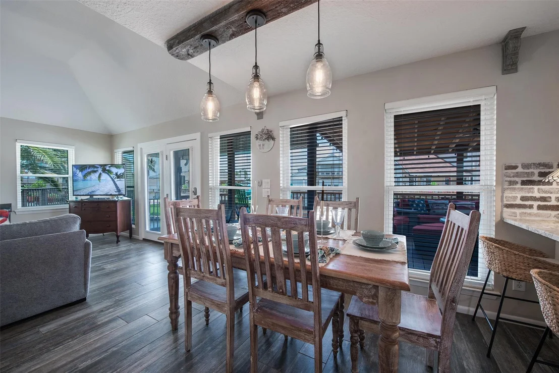 Photo of 207 Easterly Drive