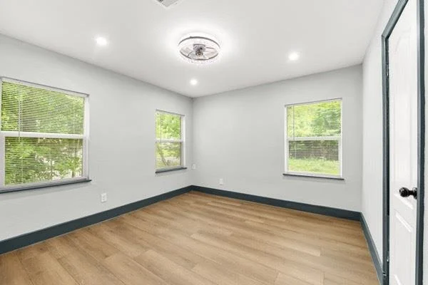 Photo of 6058 Lyndhurst Drive