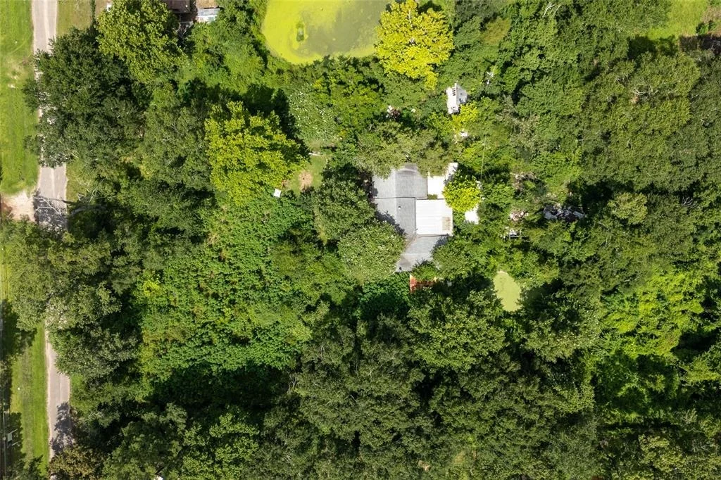 Photo of 21981 White Oak Drive
