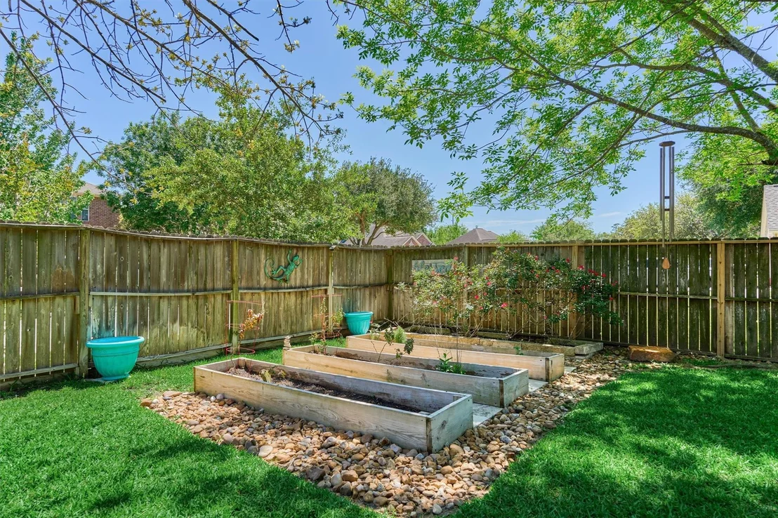 Photo of 7411 Nicholforest Lane