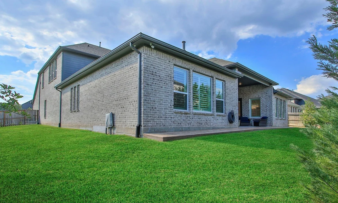 Photo of 902 Falcon Hollow Lane