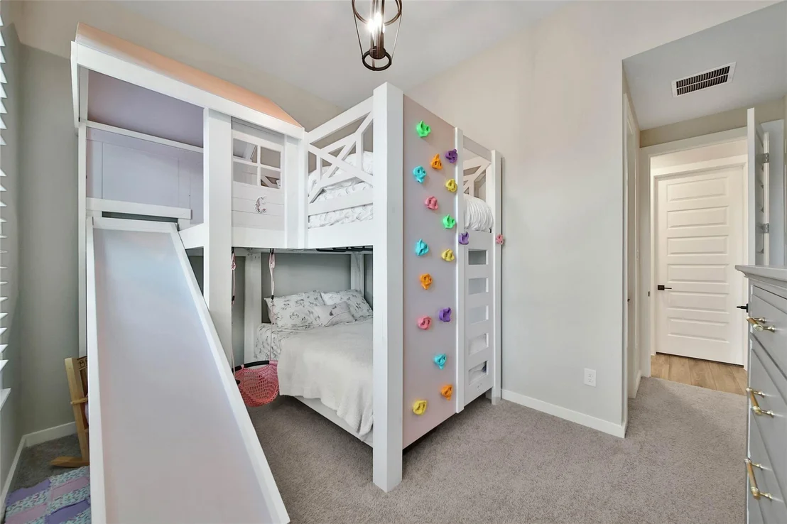 Photo of 2554 Forbidden Fig Row