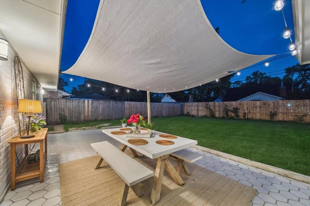 Photo of 14022 Roundstone Lane