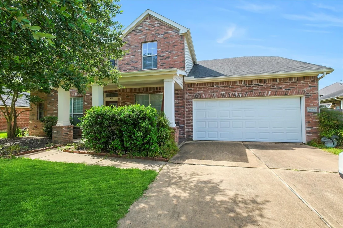 Photo of 8915 High Ridge Lane