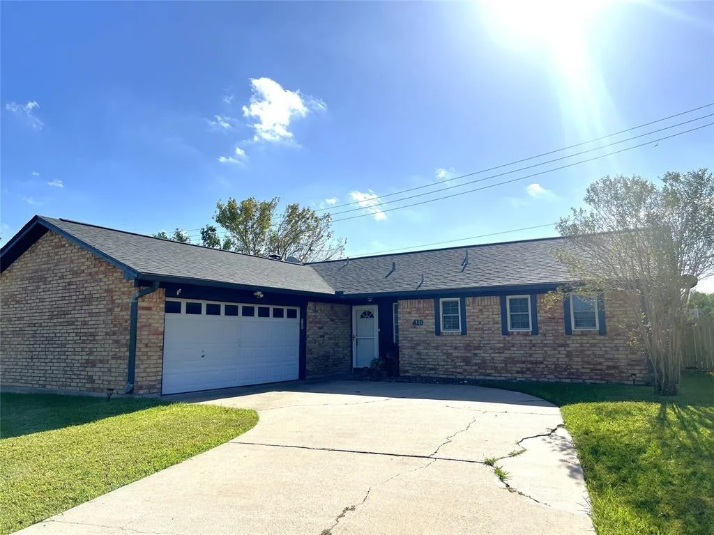 Photo of 418 Oleander Street