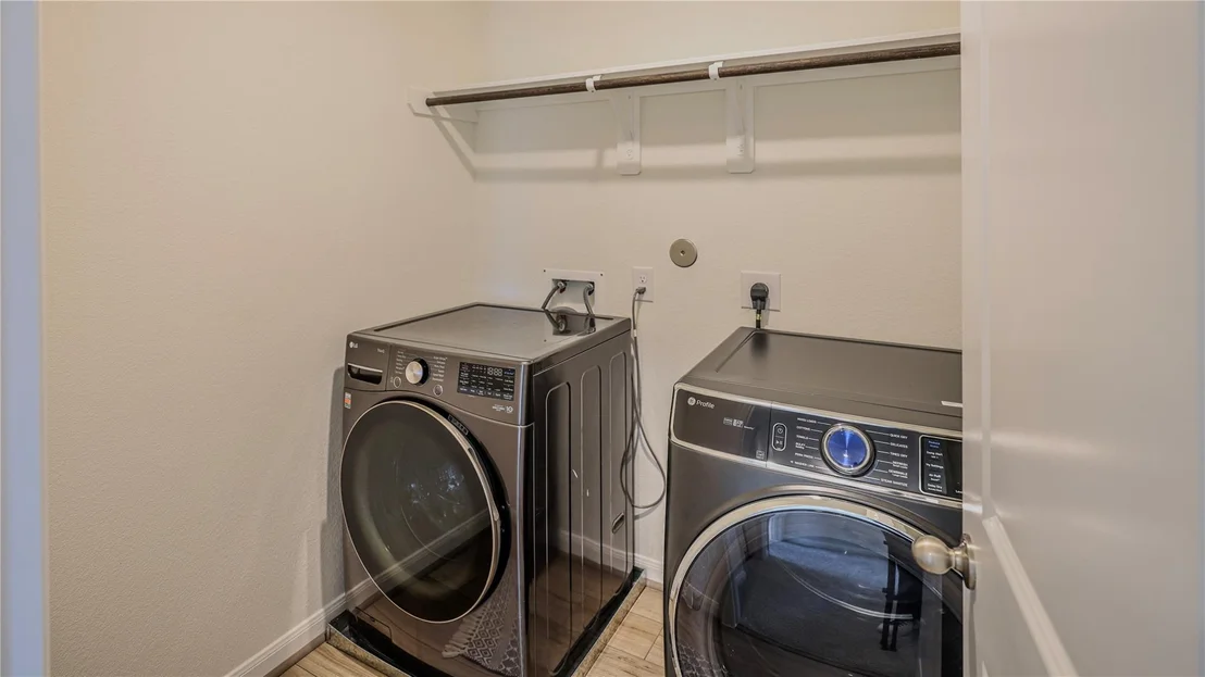 Photo of 402 Flycatcher Court
