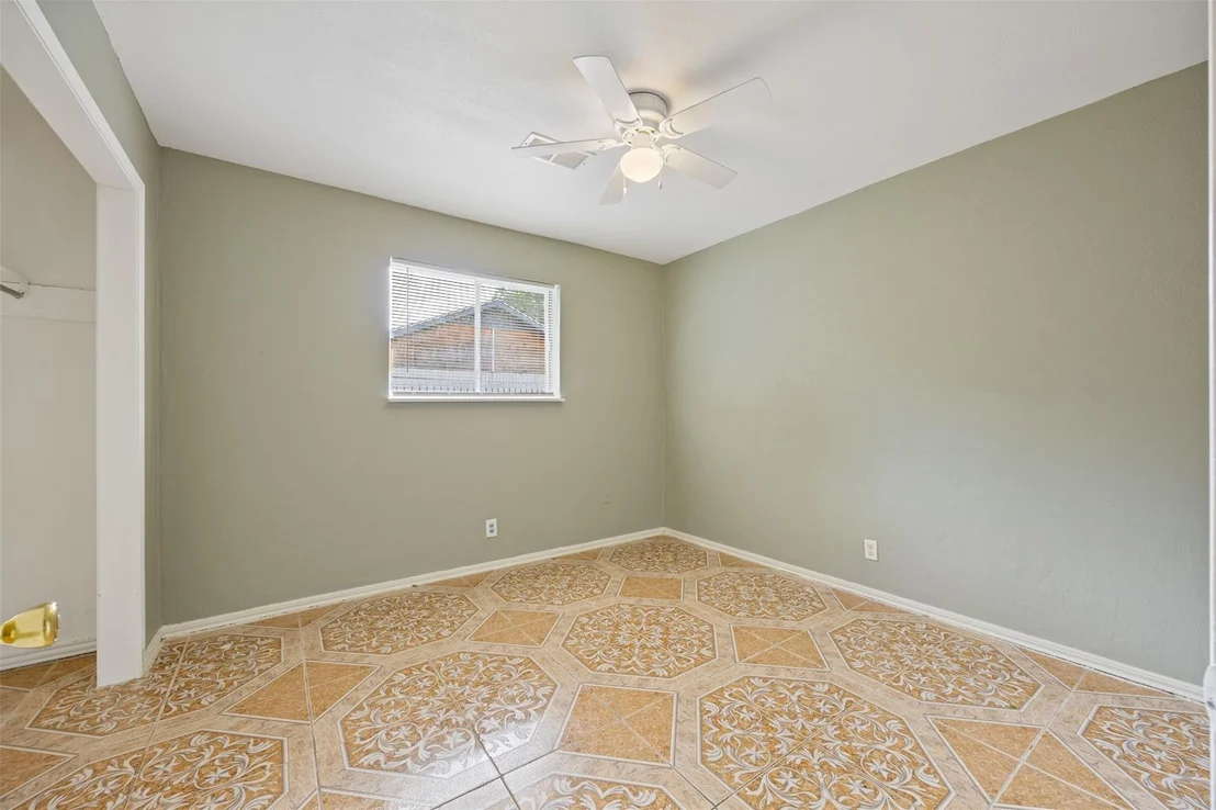 Photo of 1115 Sunny Drive