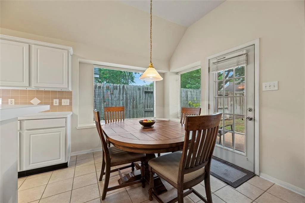 Photo of 2307 Millerton Lane