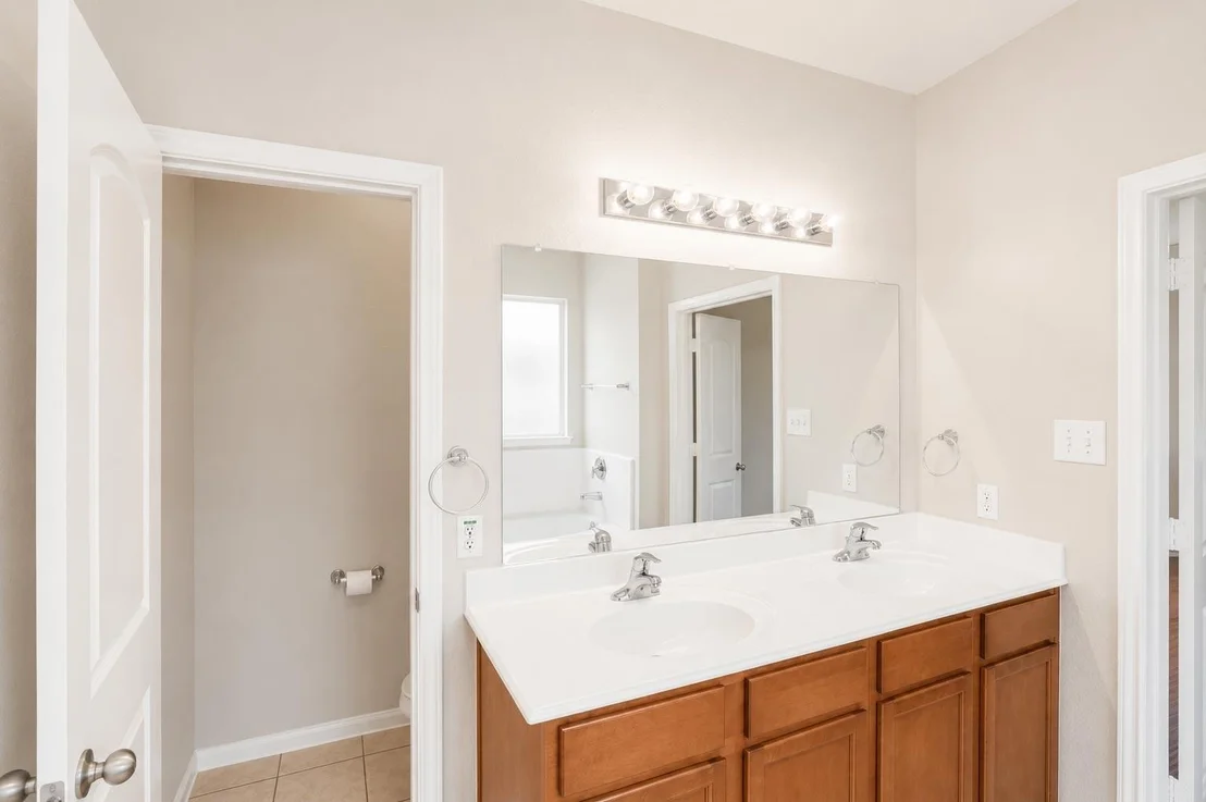 Photo of 10102 Hidden Falls Drive