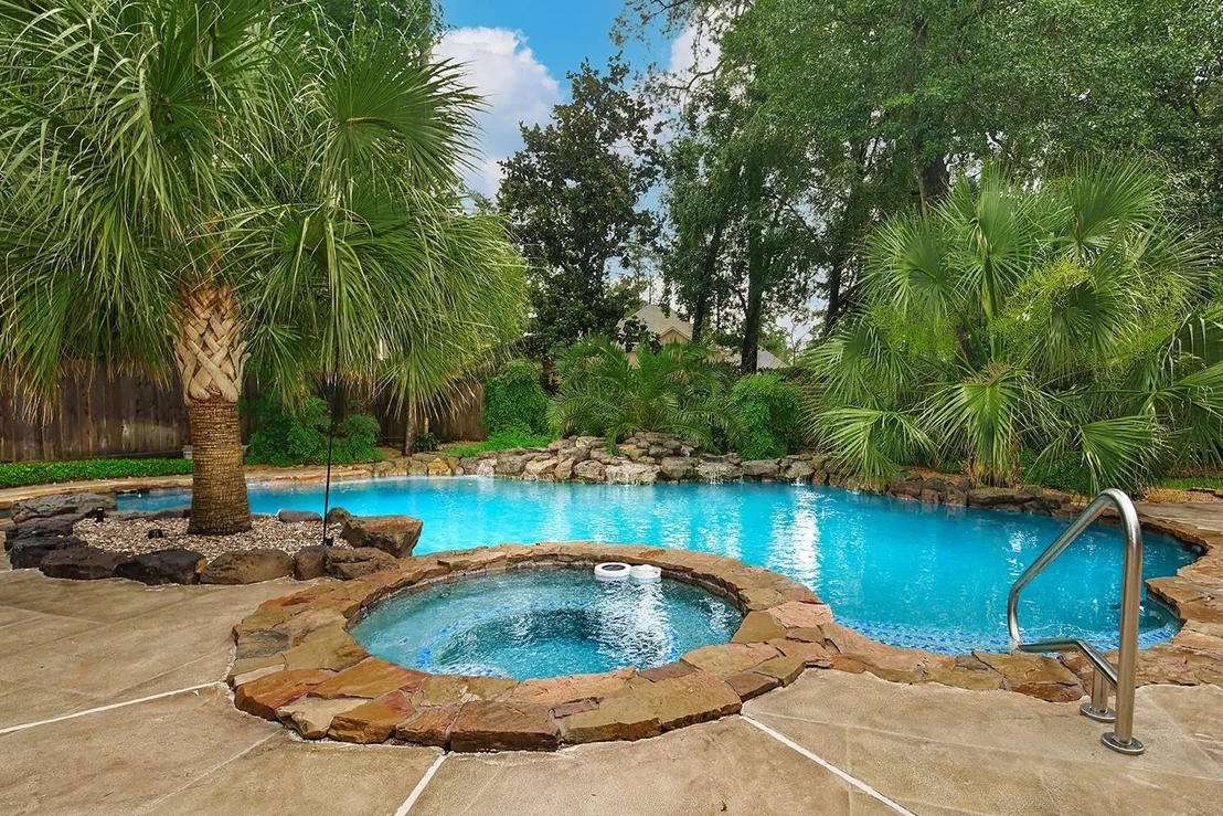 Photo of 23 Hillock Woods