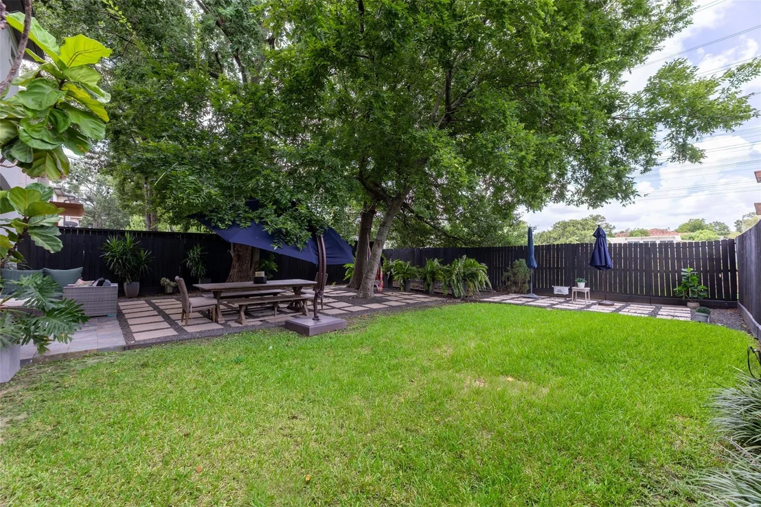 Photo of 6236 Community Drive