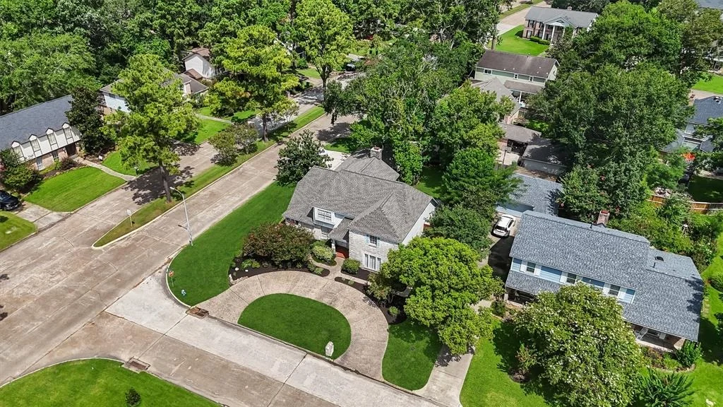 Photo of 8003 Hurst Forest Drive