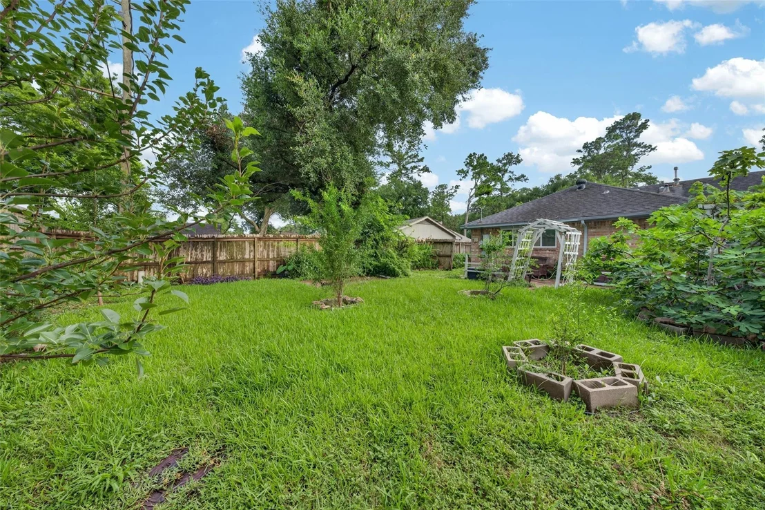 Photo of 5714 Arbor Vitae Drive