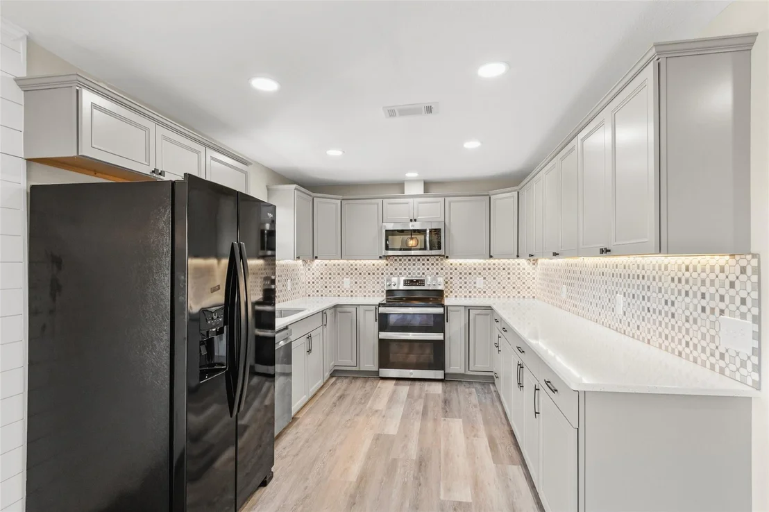 Photo of 21113 Harrison Drive