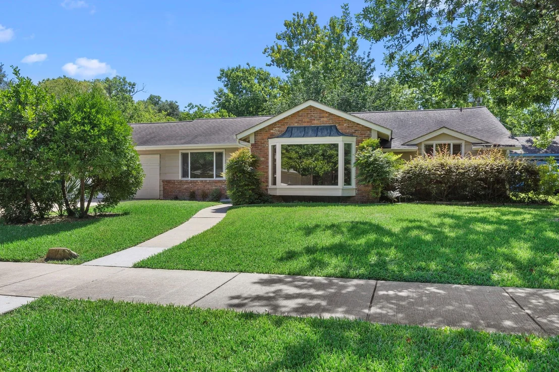 Photo of 9111 Timberside Drive