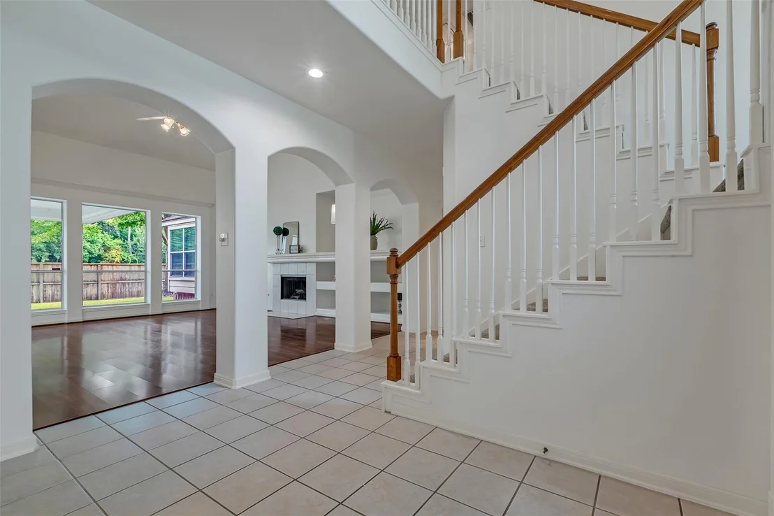 Photo of 902 Arbor Pine