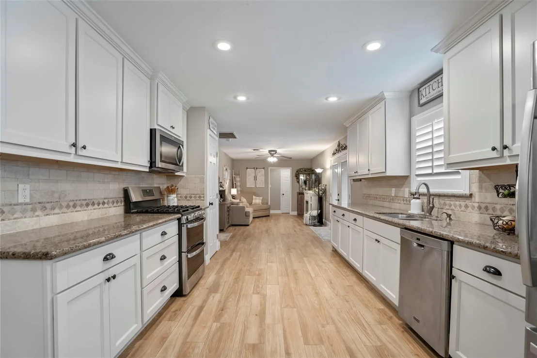 Photo of 13202 Vernon Road