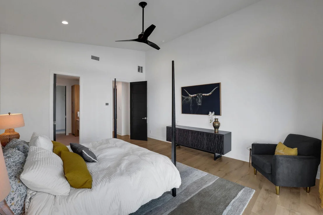 Photo of 110 Imperial Court