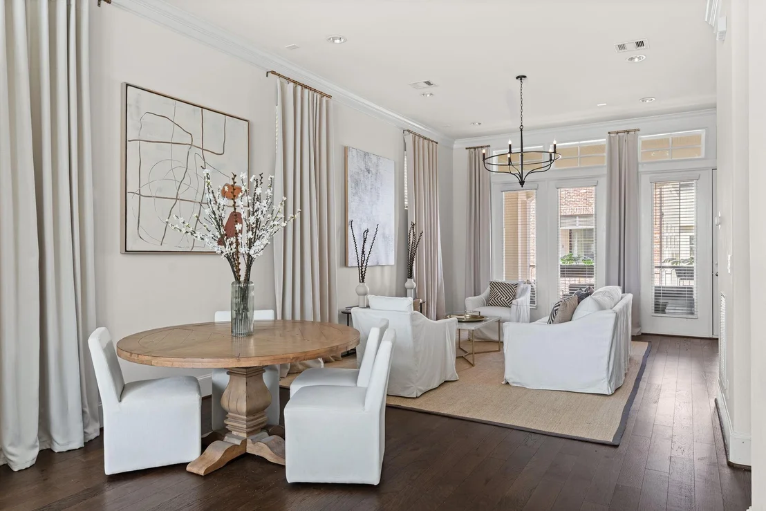 Photo of 6007 Matthew Oaks Place