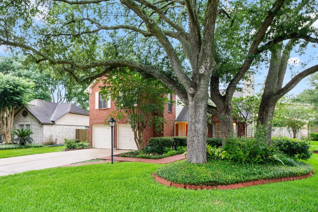 Photo of 902 Mesa Terrace Drive