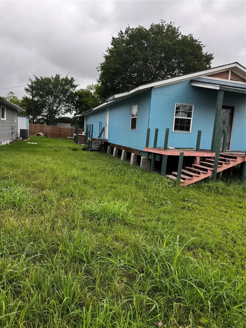 Photo of 522 Grand Avenue