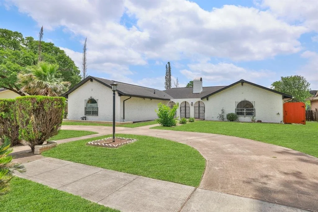 Photo of 6003 Green Falls Drive