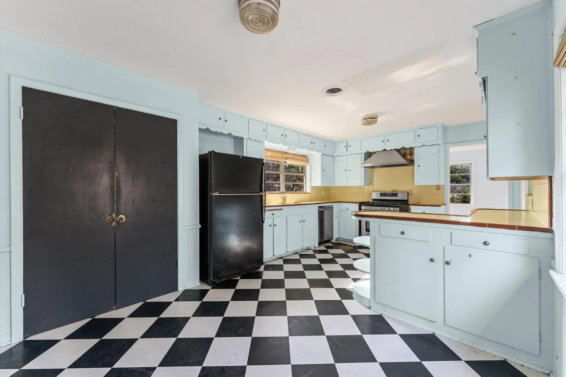 Photo of 3123 Broadmead Drive