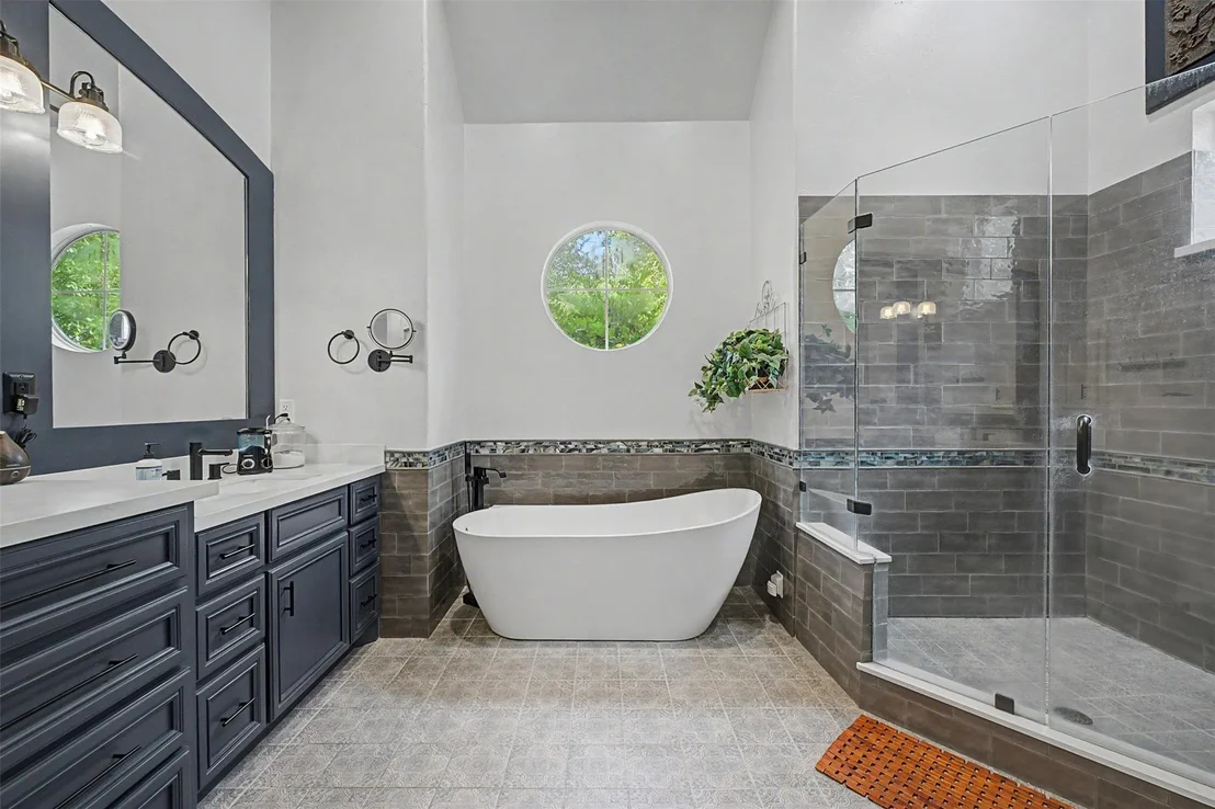 Photo of 1053 Bentwater Drive