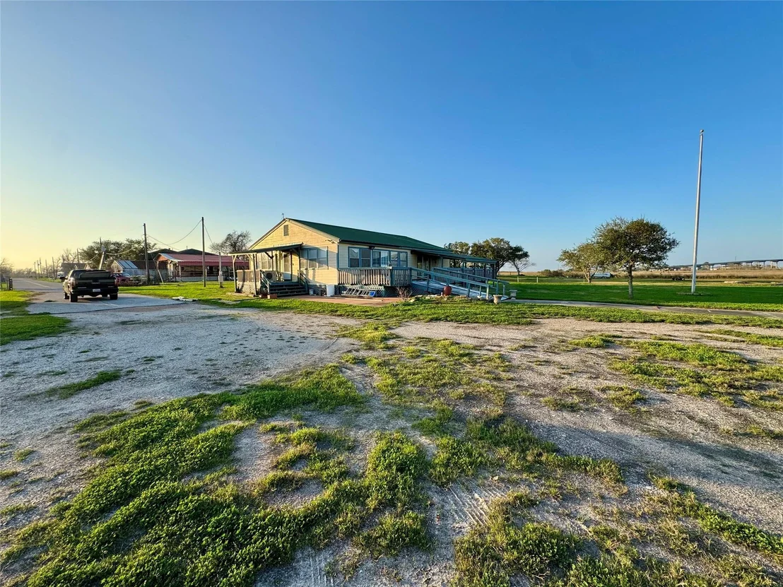 Photo of 4621 County Road 459b